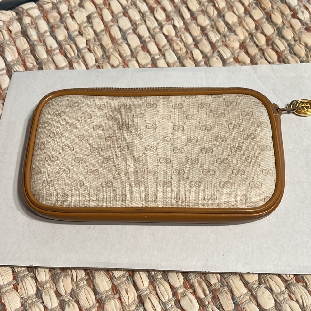 Gucci Pouch - Picture 12 of 12